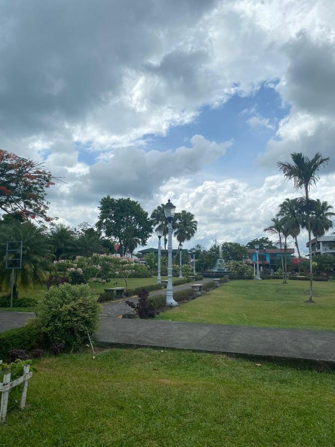 Coati Del Arenal Posada La Fortuna Екстериор снимка